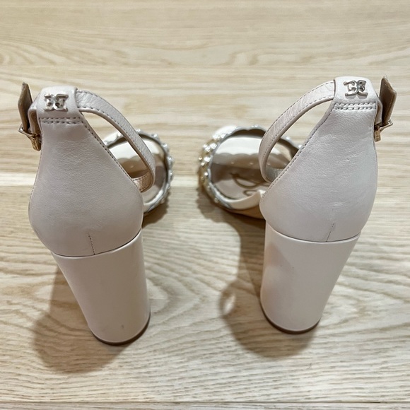 Sam Edelman Yaria Heeled Sandal - Picture 3 of 9